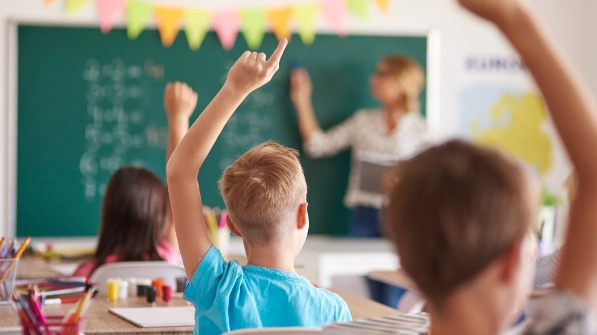 alunos em sala de aula, lifelong learning